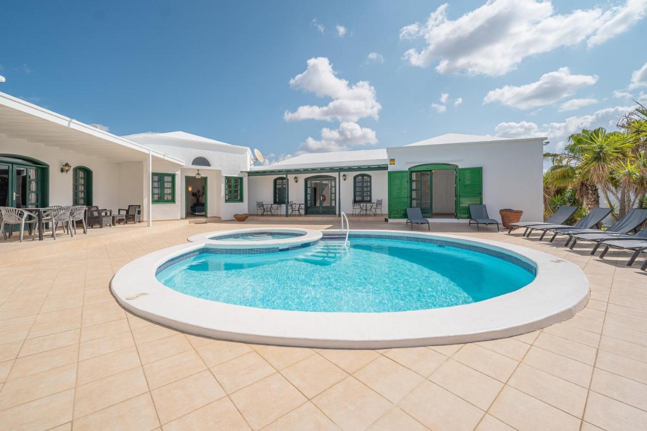 Villa Milan Puerto del Carmen (Lanzarote) Exterior foto