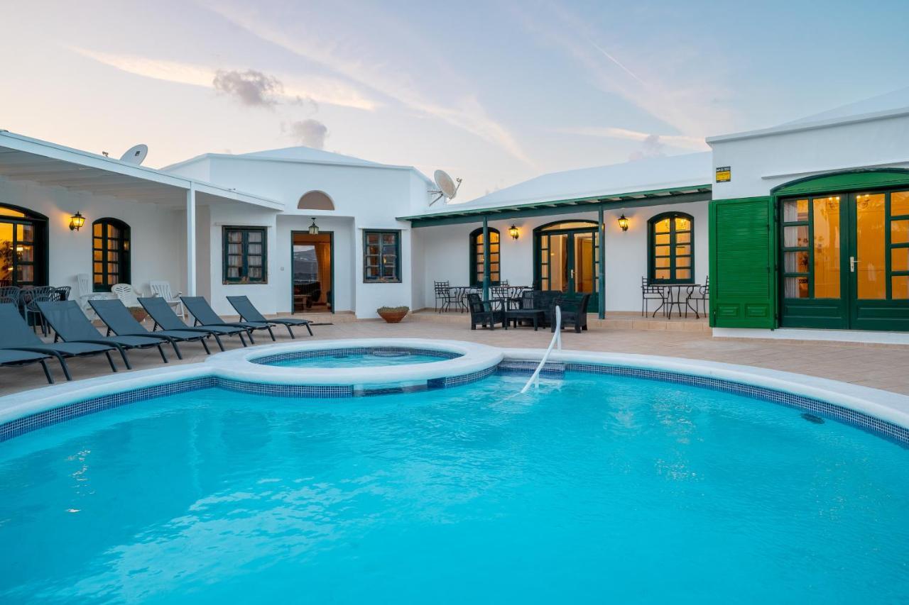 Villa Milan Puerto del Carmen (Lanzarote) Exterior foto