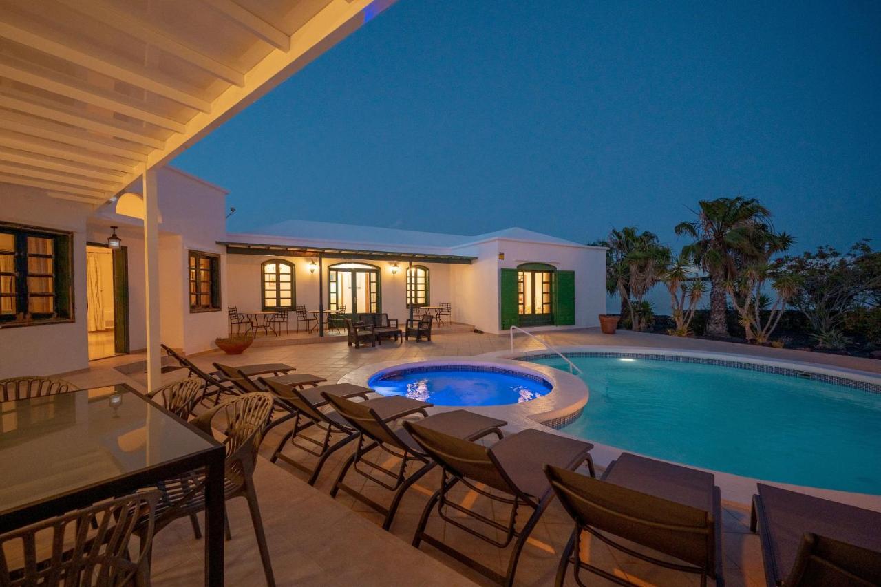 Villa Milan Puerto del Carmen (Lanzarote) Exterior foto